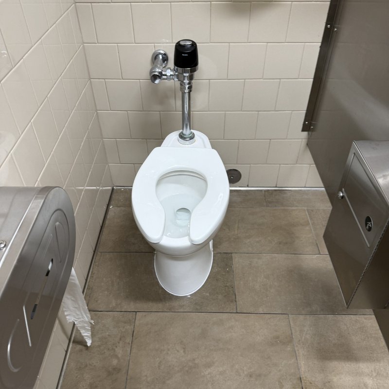 8 Common Plumbing Issues in Office Buildings & Retail Locations — Haltex Plumbing